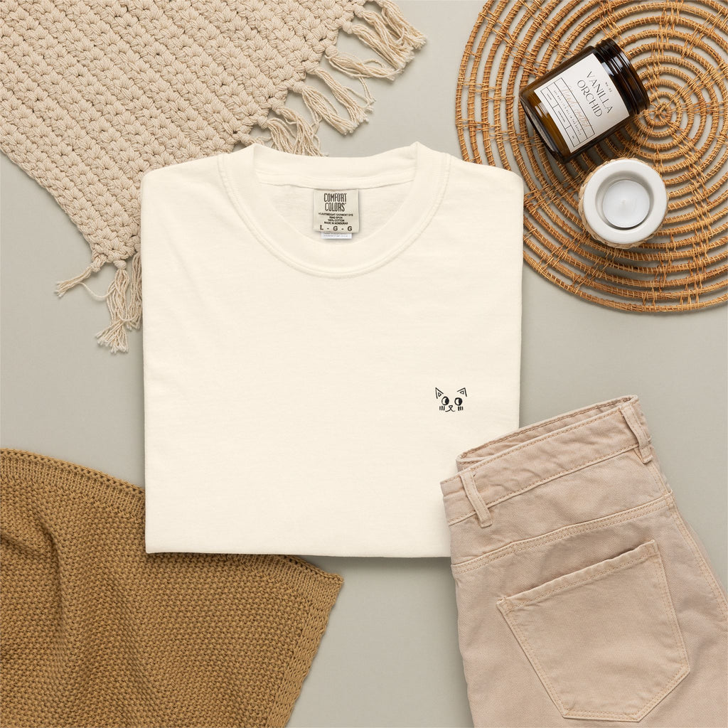 Minimal Batce Face T-Shirt