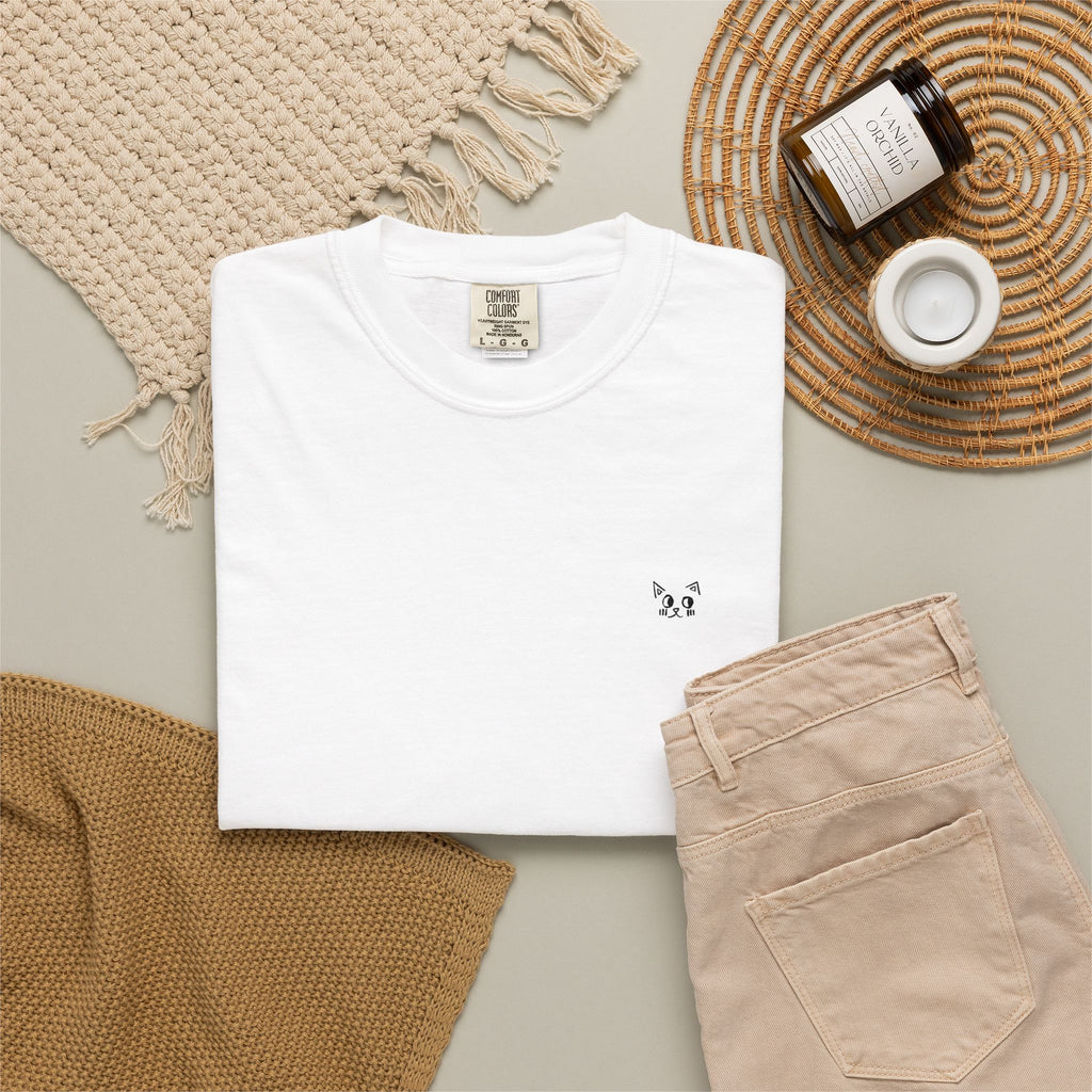 Minimal Batce Face T-Shirt