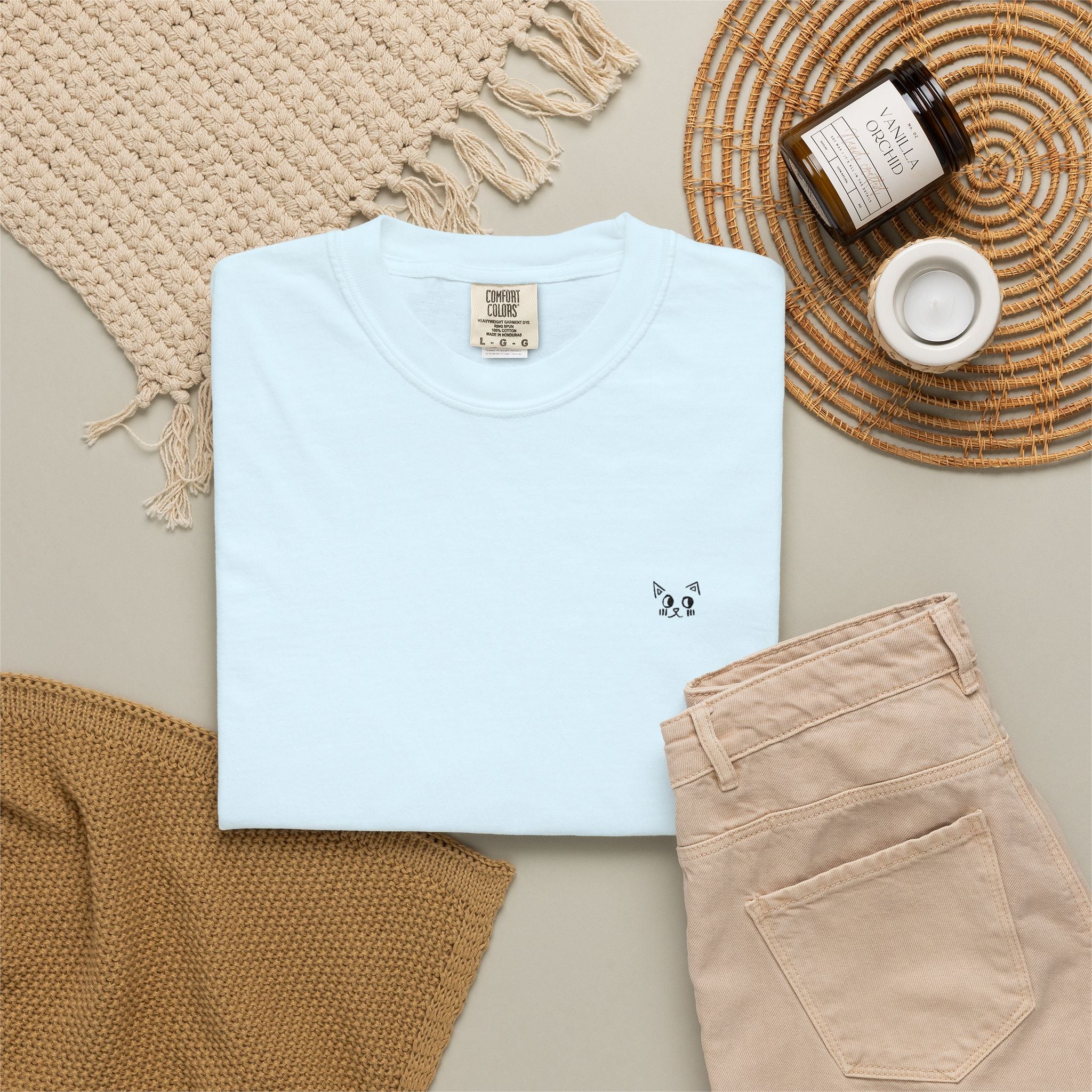 Minimal Batce Face T-Shirt
