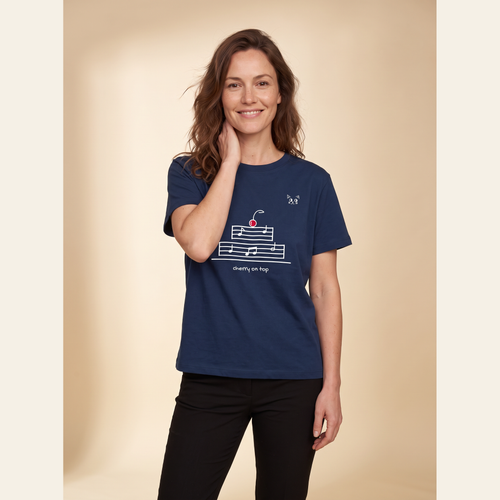 Studio portrait in the Navy Blue adult tee.